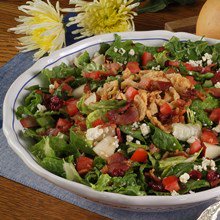 Moms_Chopped_Salad_with_Bacon_Nueskes_Recipe