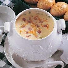 Smoked_Ham_and_Potato_Soup_Nueskes_Recipe