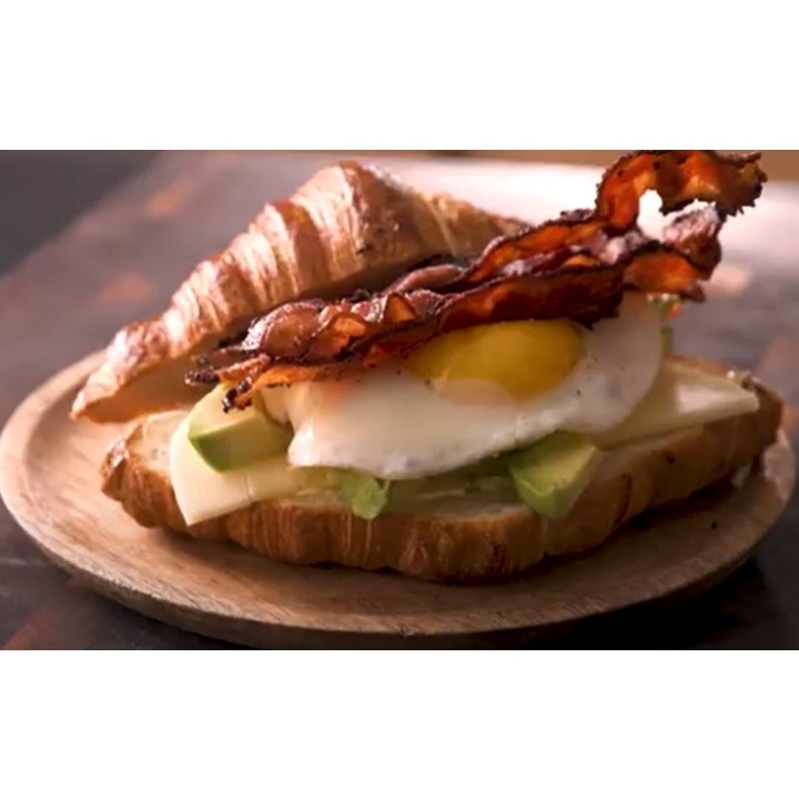 Pepper Bacon & Avocado Croissant Sandwich Pepper Bacon & Avocado Croissant Sandwich